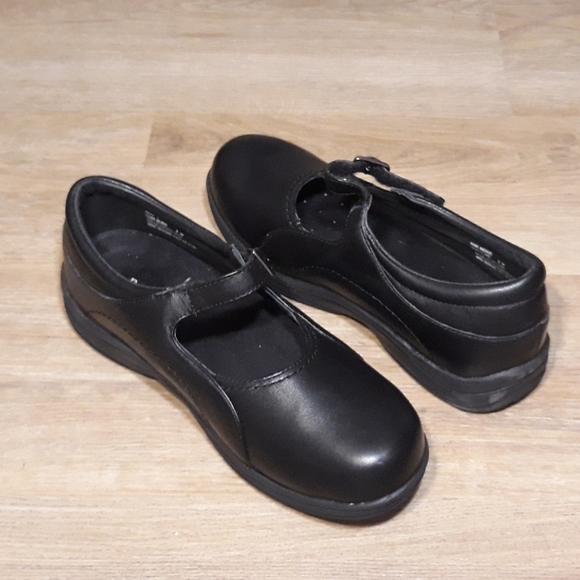 P.W. Minor Black Leather Orthopedic Mary Janes - Women's Size 8W Shoes - Picture 9 of 10